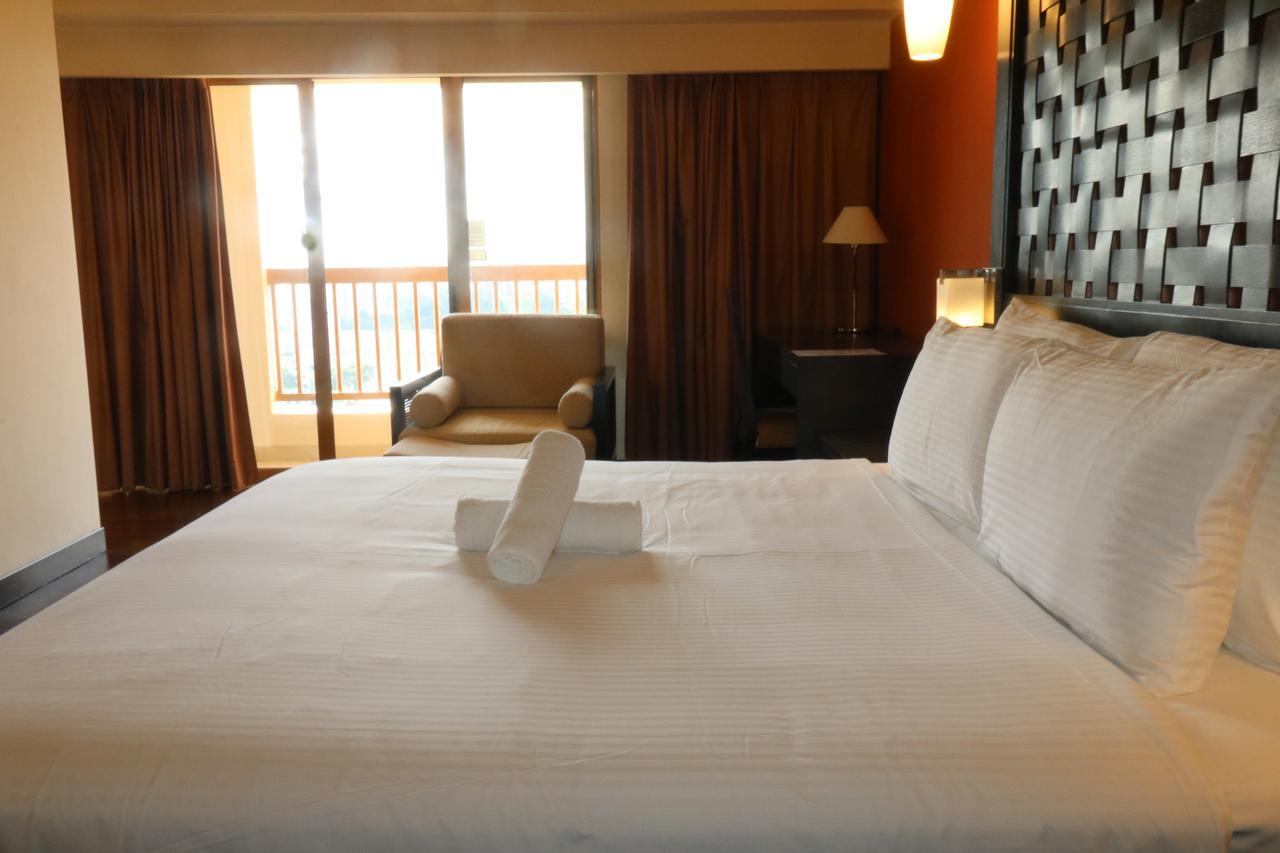 פטלין ג'איה Millennium Suite At Pyramid Tower מראה חיצוני תמונה