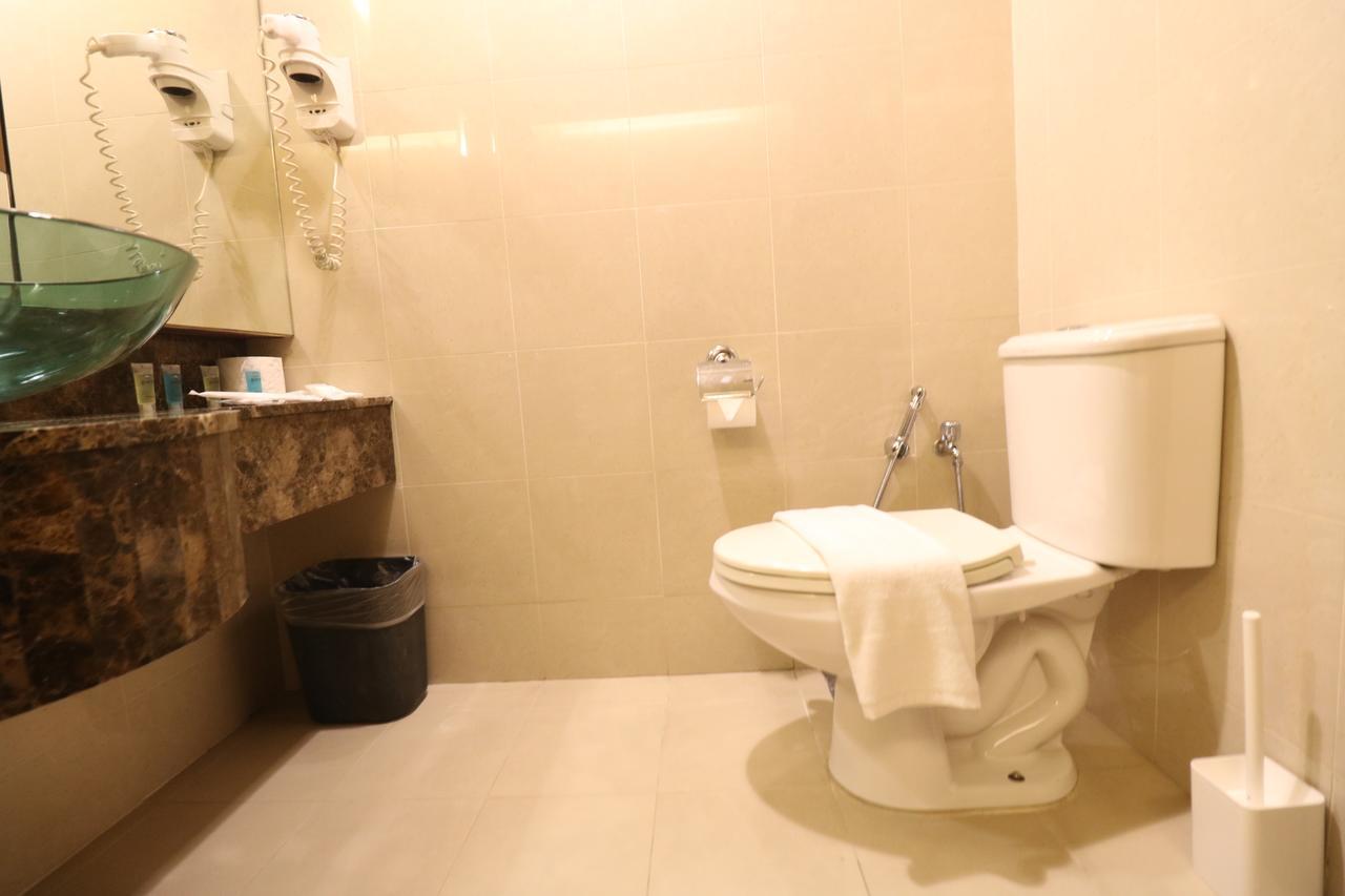 פטלין ג'איה Millennium Suite At Pyramid Tower מראה חיצוני תמונה