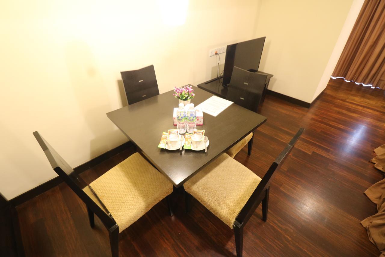 פטלין ג'איה Millennium Suite At Pyramid Tower מראה חיצוני תמונה