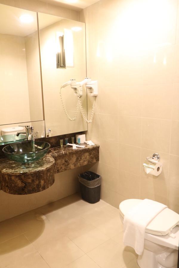 פטלין ג'איה Millennium Suite At Pyramid Tower מראה חיצוני תמונה