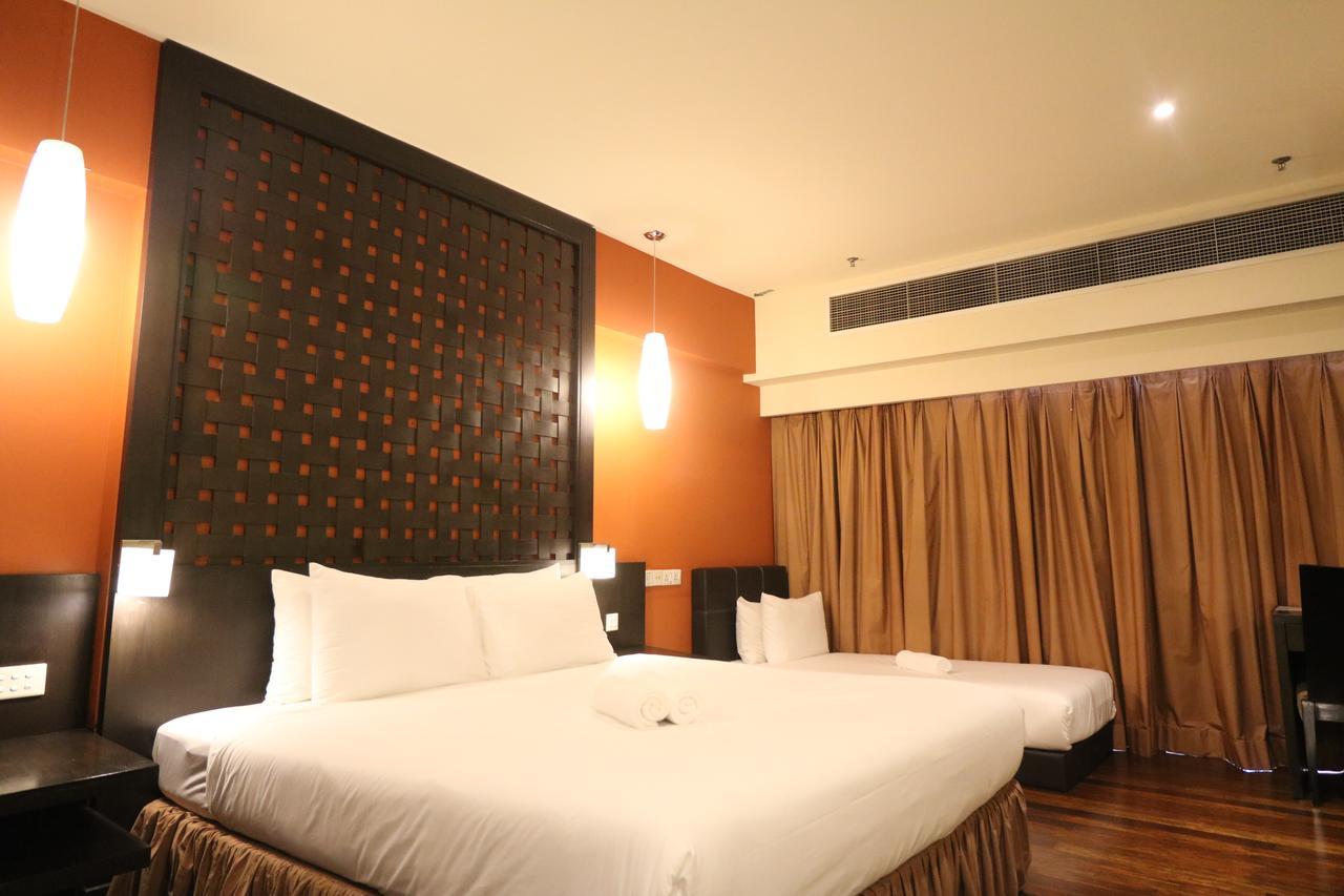 פטלין ג'איה Millennium Suite At Pyramid Tower מראה חיצוני תמונה